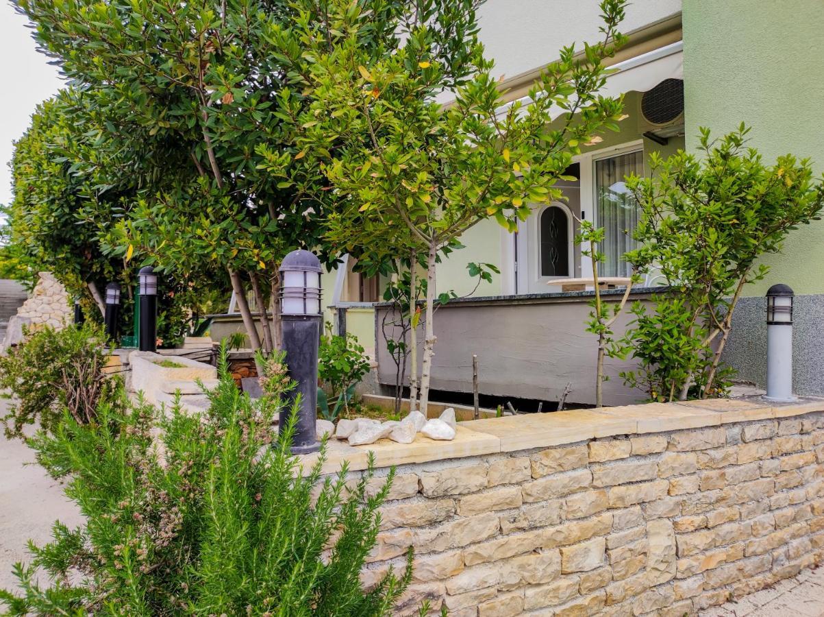 פטרצ'אנה Locus Apartments מראה חיצוני תמונה