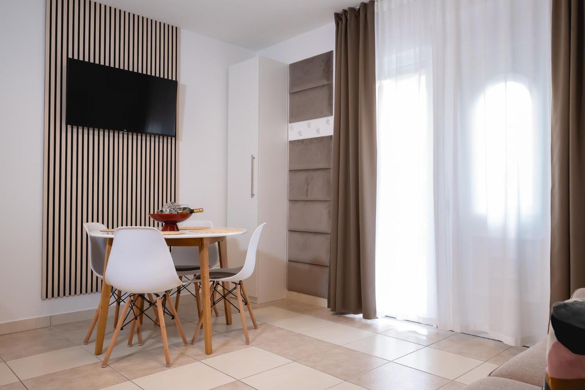 פטרצ'אנה Locus Apartments מראה חיצוני תמונה