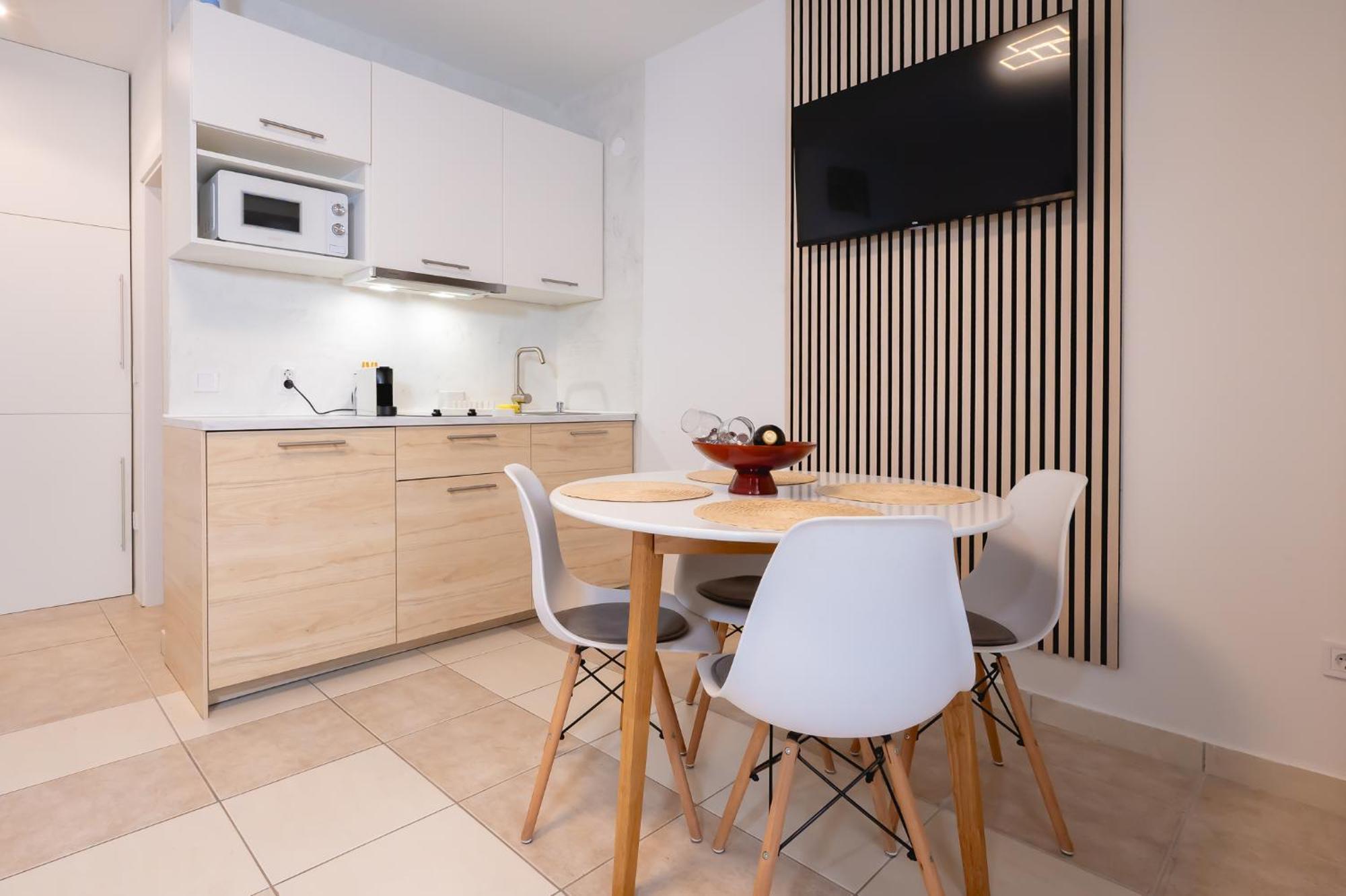פטרצ'אנה Locus Apartments מראה חיצוני תמונה