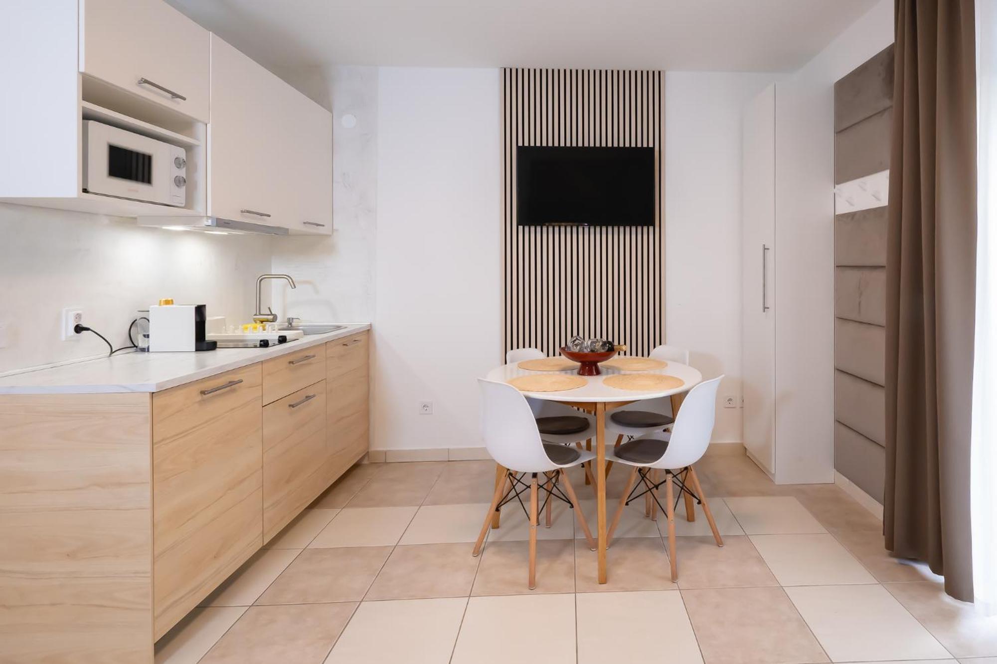פטרצ'אנה Locus Apartments מראה חיצוני תמונה