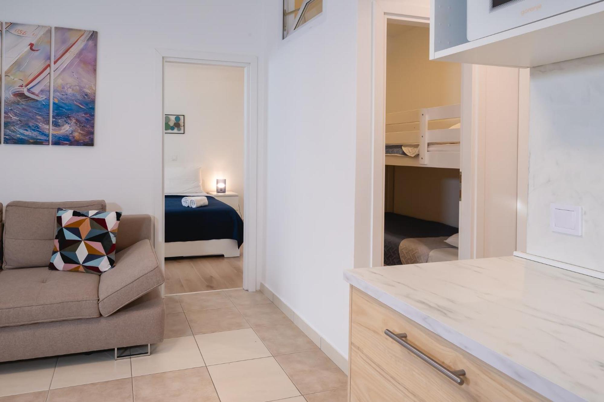פטרצ'אנה Locus Apartments מראה חיצוני תמונה